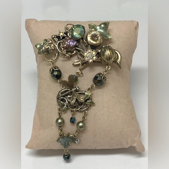 Kirks Folly Retired Vintage Brooch”Special Christmas Price” - Picture 12 of 15